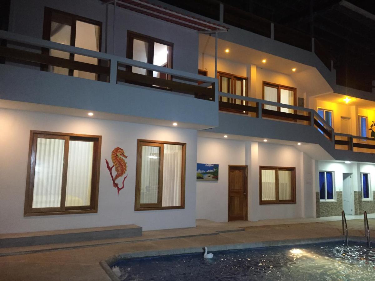 Galapagos Isabela Hotel Loja Пуерто Виламил Екстериор снимка