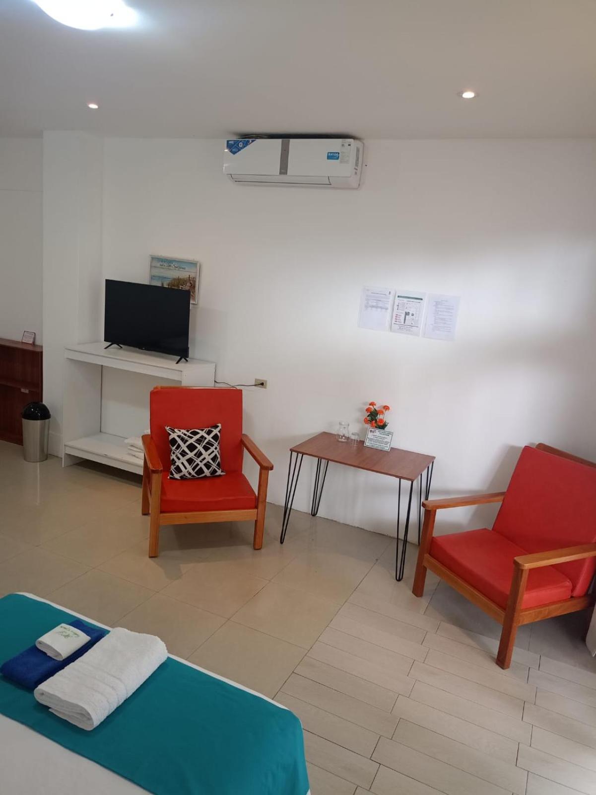Galapagos Isabela Hotel Loja Пуерто Виламил Екстериор снимка