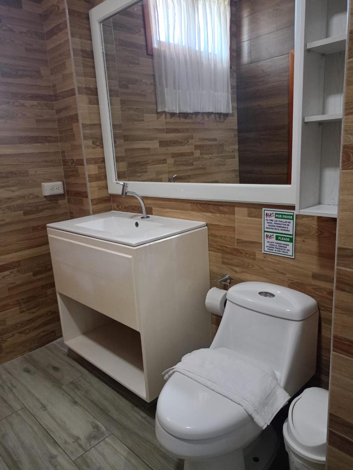 Galapagos Isabela Hotel Loja Пуерто Виламил Екстериор снимка