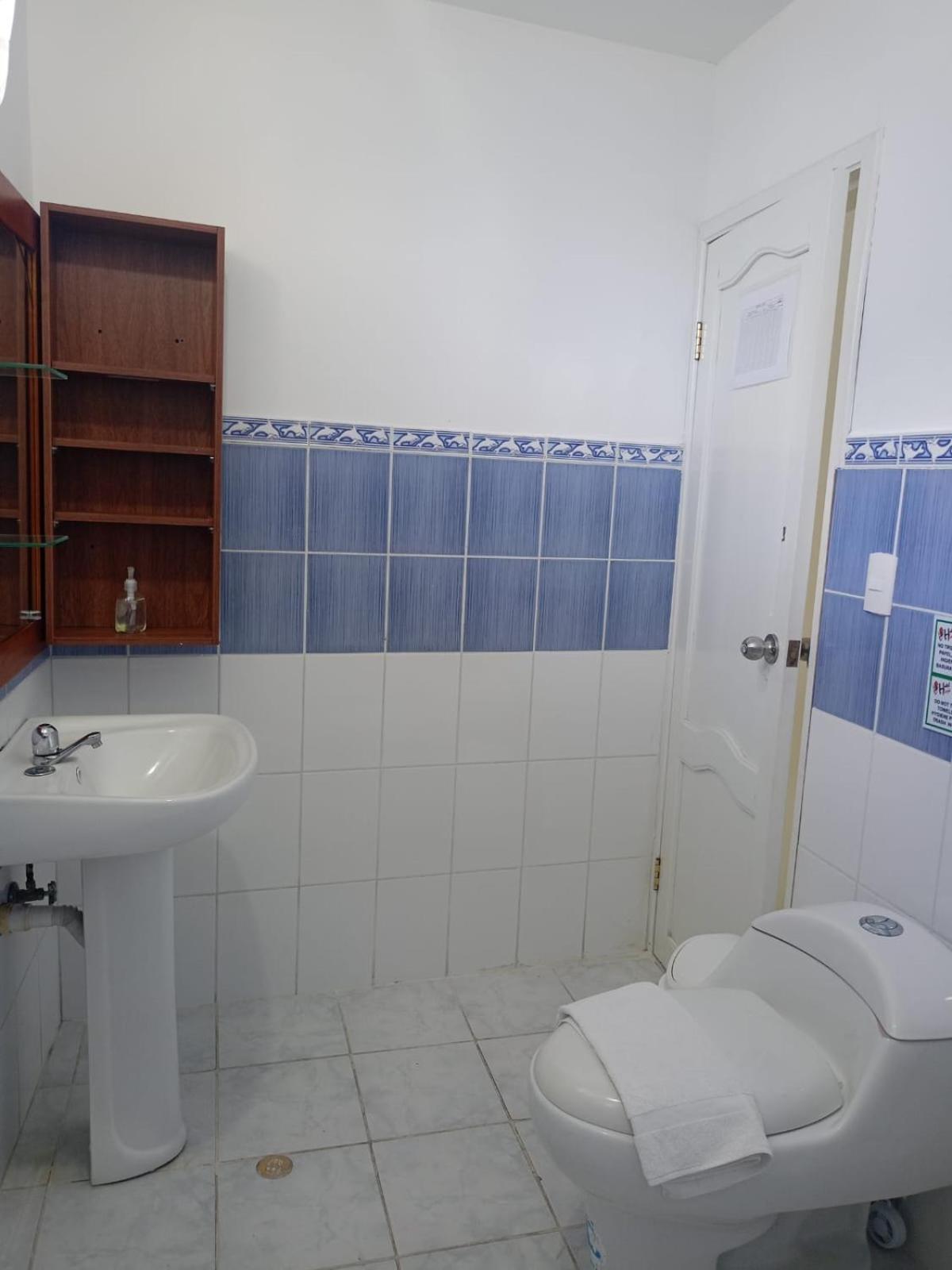 Galapagos Isabela Hotel Loja Пуерто Виламил Екстериор снимка