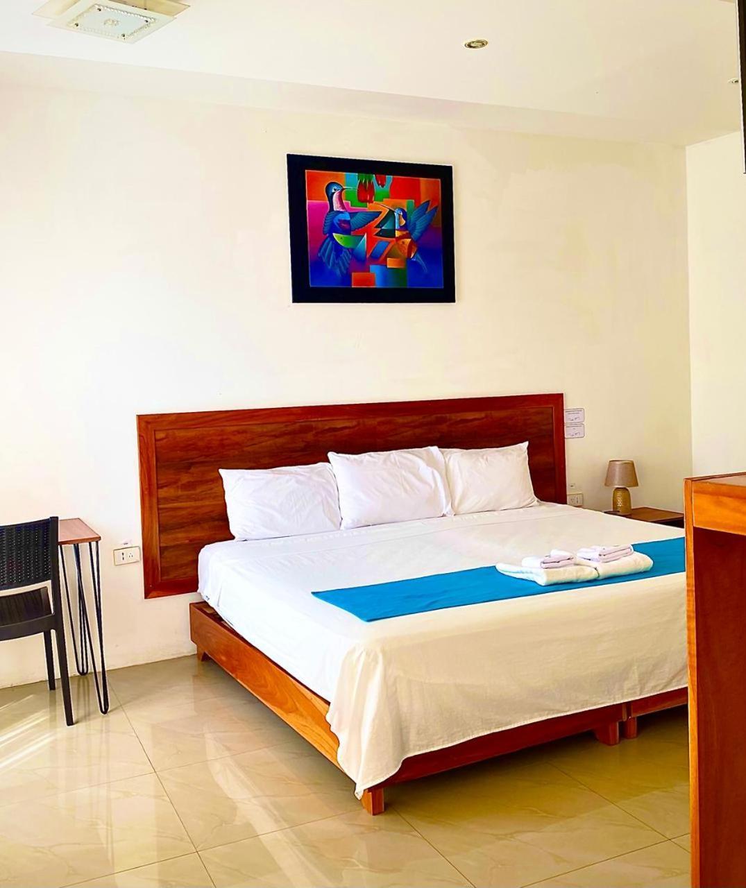 Galapagos Isabela Hotel Loja Пуерто Виламил Екстериор снимка